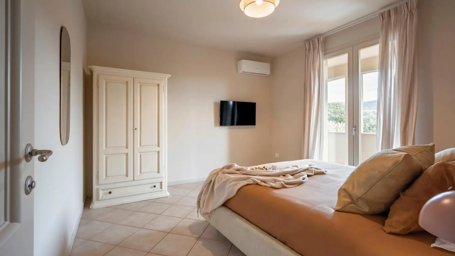 Zefiro Apartments San Vincenzo Aparthotel