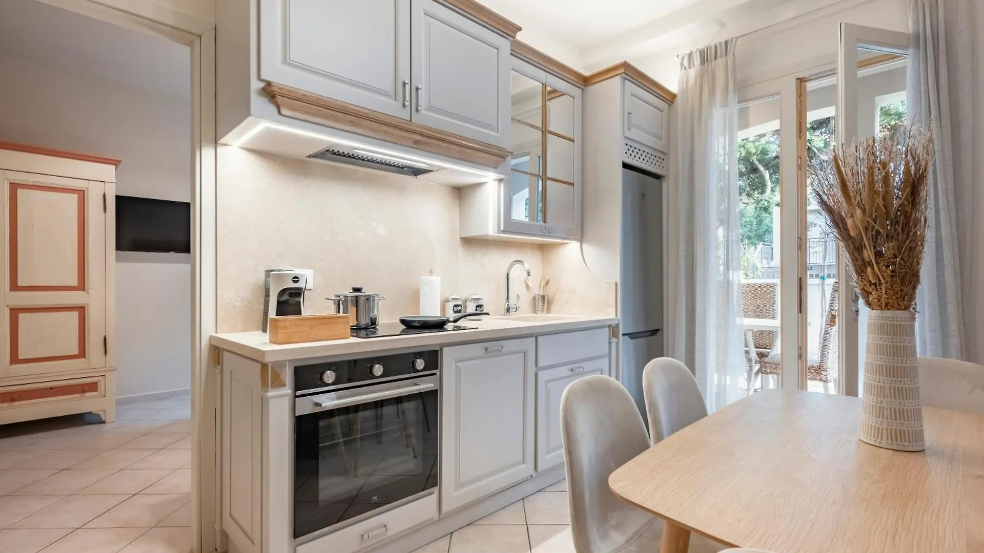 Zefiro Apartments San Vincenzo Aparthotel