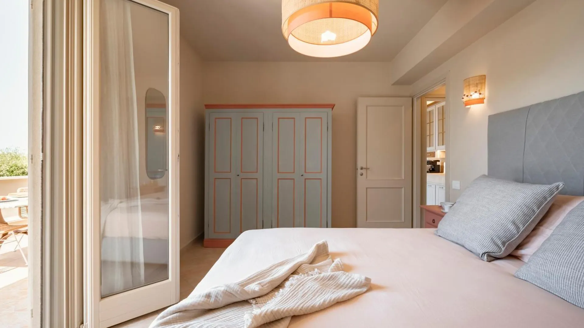 Zefiro Apartments San Vincenzo 0*,