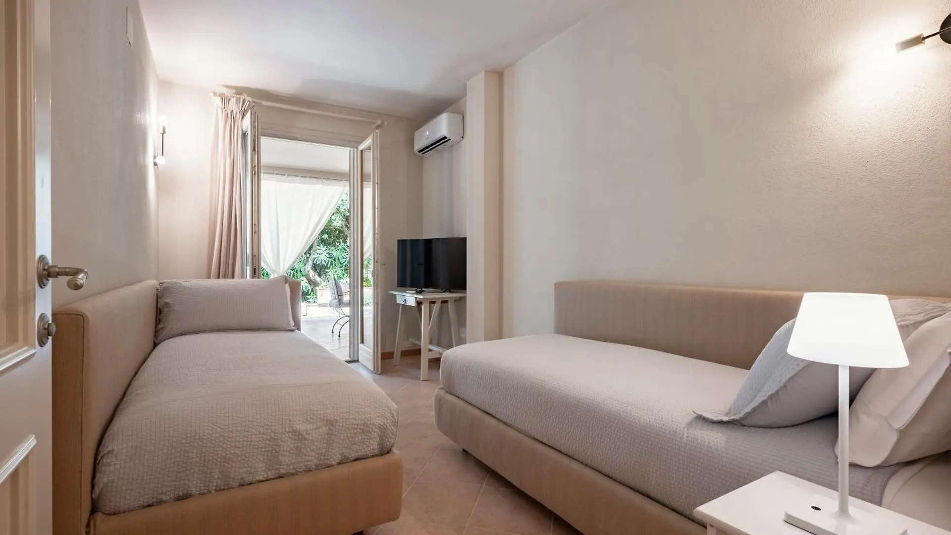Zefiro Apartments San Vincenzo 0*,