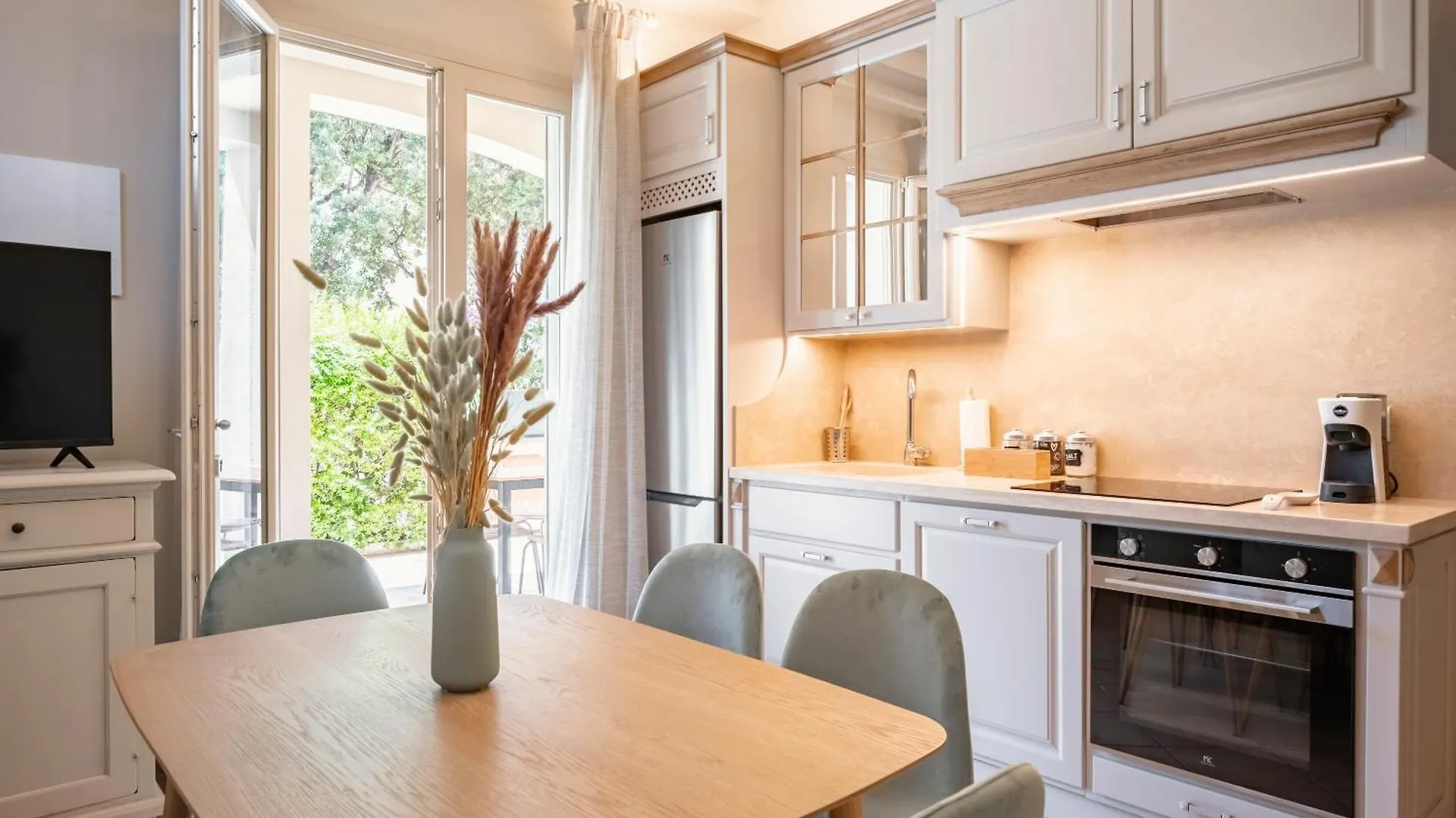 Aparthotel Zefiro Apartments San Vincenzo Italy